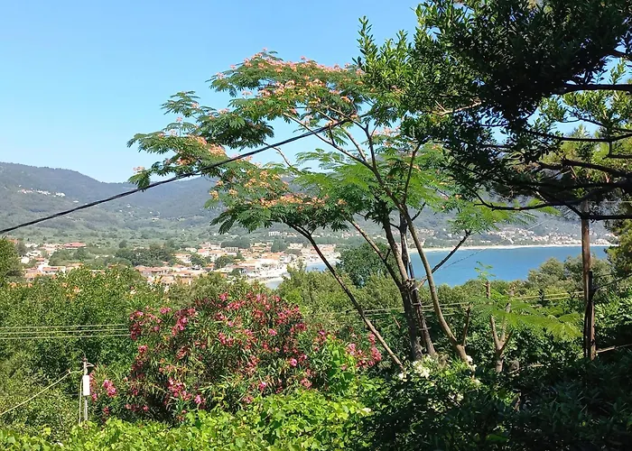 Apart-hotel Dimitra 3*